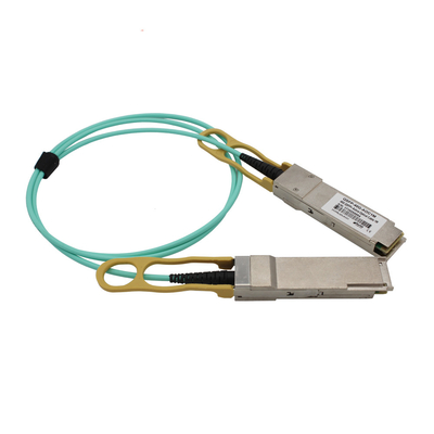 RoHS Hot Pluggable 40G QSFP + إلى 4xSFP + AOC Cable